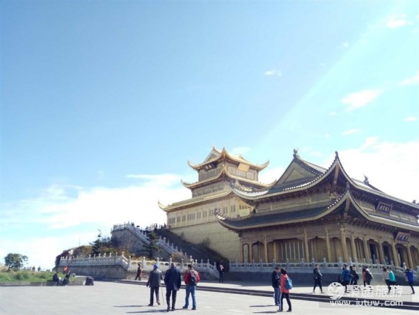 峨眉山