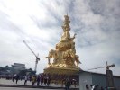 【纯玩峨乐二日游】峨眉山金顶·夜游乐山大佛·嘉阳小火车·黄龙溪古镇，住携程4钻酒店，民俗秘制汤锅/峨眉山特色菜/矿工怀旧餐，成都三环内免费接